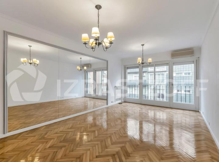 Departamento · 150m² · 5 Ambientes · 1 Cochera