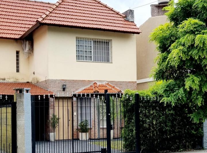 PH · 156m² · 4 Ambientes · 2 Cocheras
