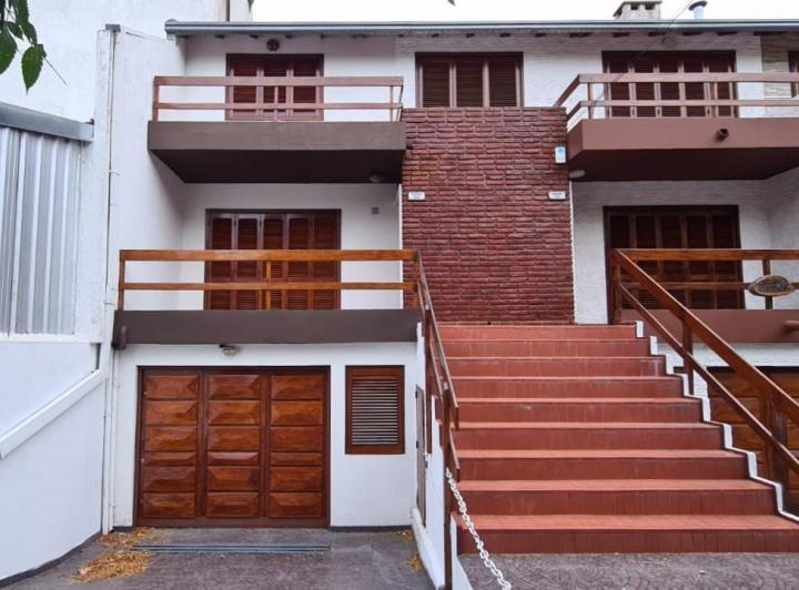 PH · 4 Ambientes · 2 Cocheras