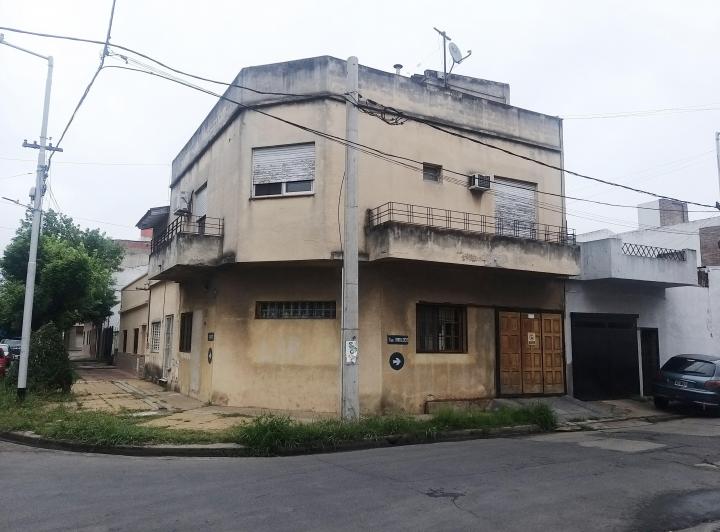 PH · 81m² · 4 Ambientes · 1 Cochera
