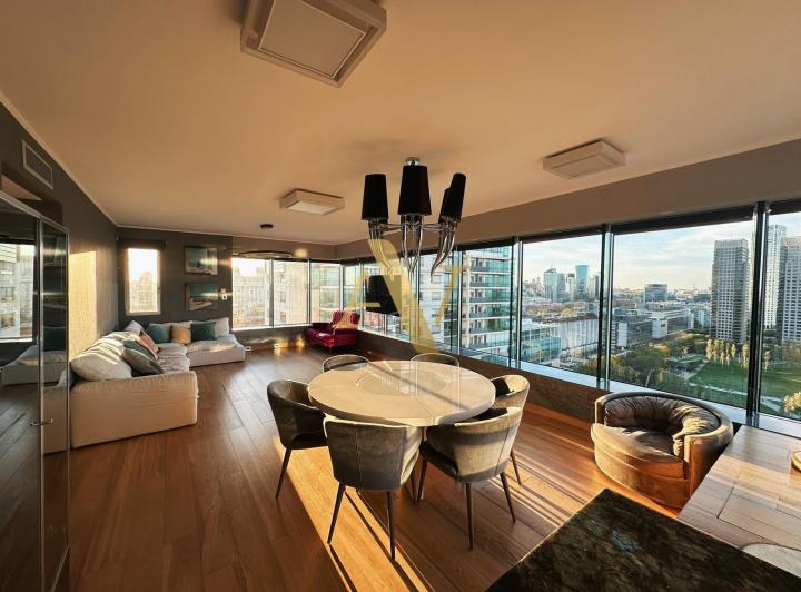Departamento · 178m² · 4 Ambientes · 1 Cochera