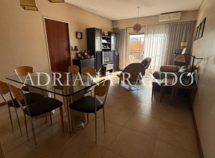 Departamento · 1m² · 3 Ambientes · 3 Cocheras
