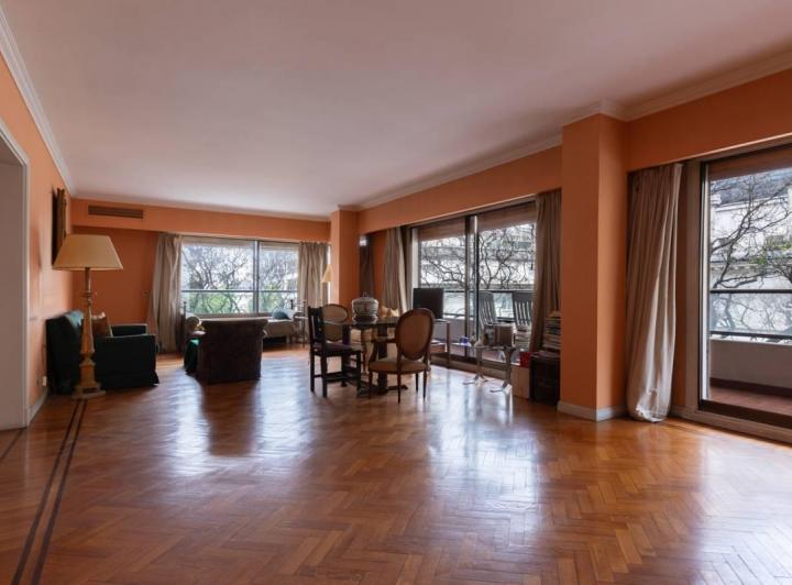 Departamento · 282m² · 7 Ambientes · 3 Cocheras