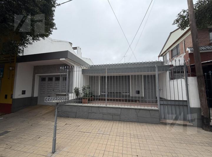 Casa · 158m² · 4 Ambientes · 1 Cochera