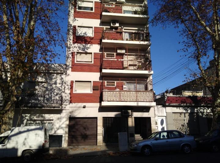 Departamento · 40m² · 2 Ambientes · 1 Cochera