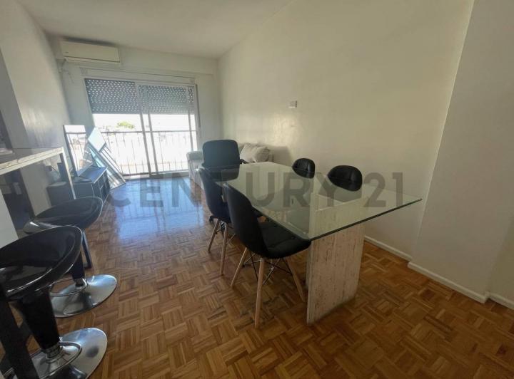 Departamento · 42m² · 2 Ambientes · 1 Cochera