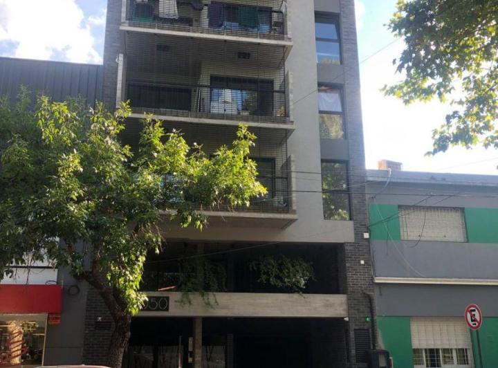 Departamento · 27m² · 1 Ambiente · 7 Cocheras