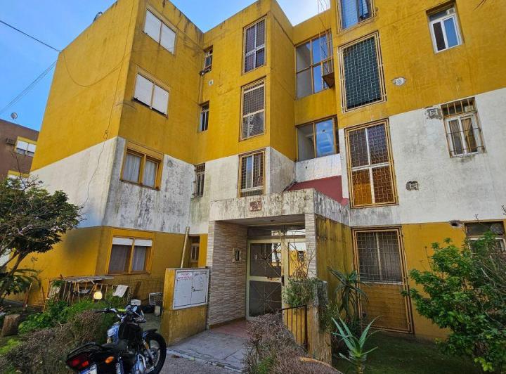 Departamento · 60m² · 2 Ambientes · 1 Cochera