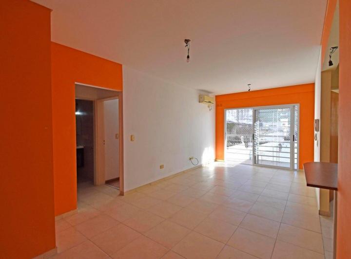 Departamento · 50m² · 2 Ambientes · 1 Cochera