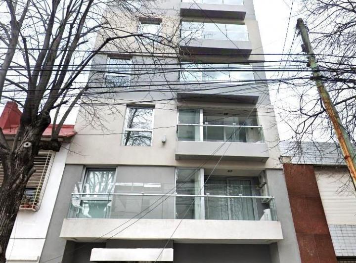 Departamento · 47m² · 2 Ambientes · 4 Cocheras