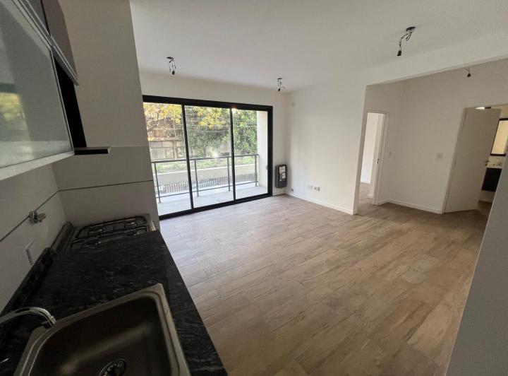 Departamento · 40m² · 2 Ambientes · 15 Cocheras