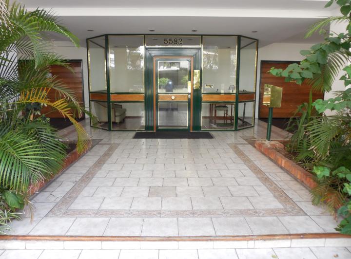 Departamento · 40m² · 2 Ambientes · 1 Cochera