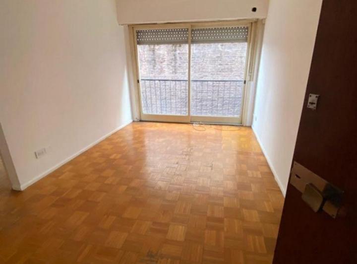 Departamento · 40m² · 2 Ambientes · 4 Cocheras