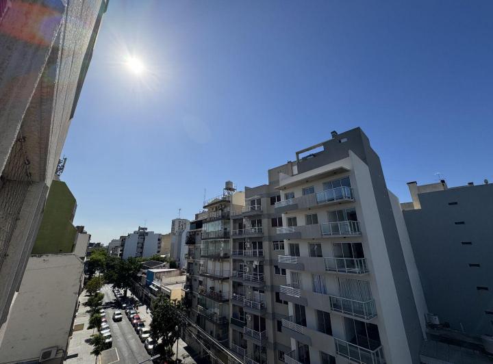 Departamento · 42m² · 2 Ambientes · 1 Cochera