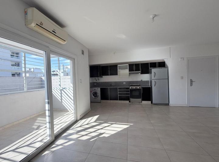 Departamento · 45m² · 2 Ambientes · 1 Cochera