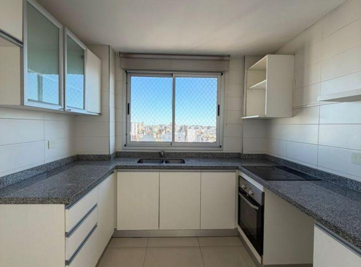 Departamento · 73m² · 3 Ambientes · 2 Cocheras