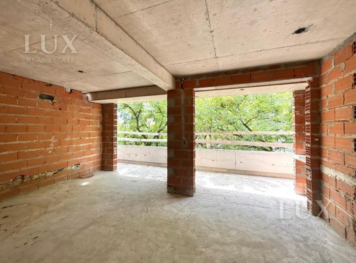 Departamento · 98m² · 4 Ambientes · 1 Cochera