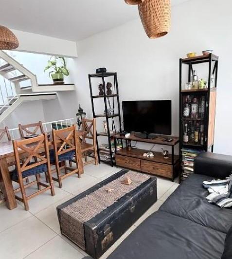 Departamento · 85m² · 5 Ambientes · 1 Cochera
