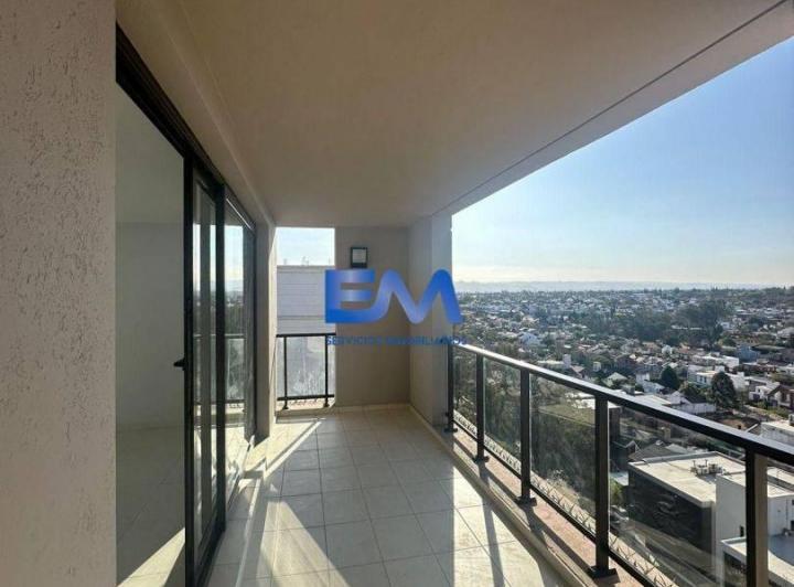 Departamento · 135m² · 6 Ambientes · 1 Cochera