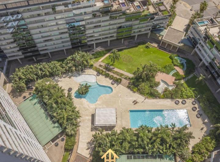 Departamento · 320m² · 5 Ambientes · 2 Cocheras