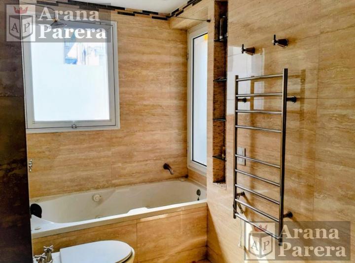 Departamento · 170m² · 3 Ambientes · 1 Cochera
