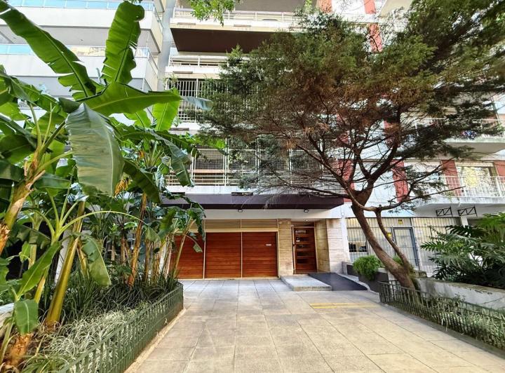 Departamento · 90m² · 4 Ambientes · 1 Cochera