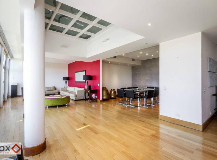 Departamento · 323m² · 4 Ambientes · 2 Cocheras