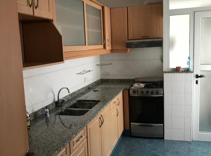 Departamento · 83m² · 5 Ambientes · 1 Cochera