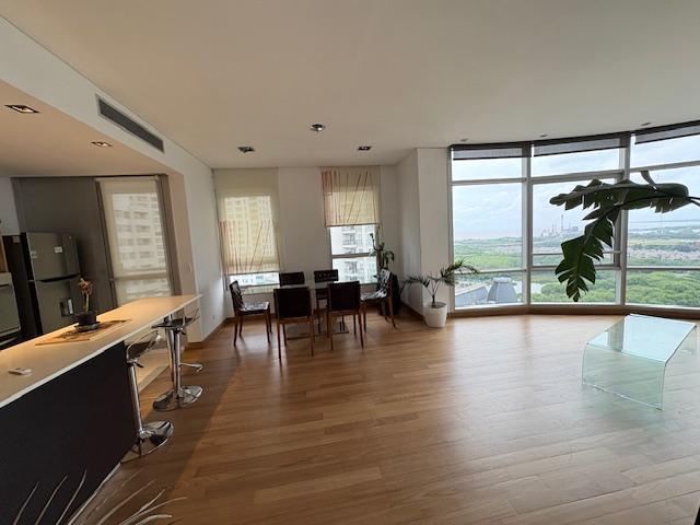 Departamento · 80m² · 2 Ambientes · 1 Cochera