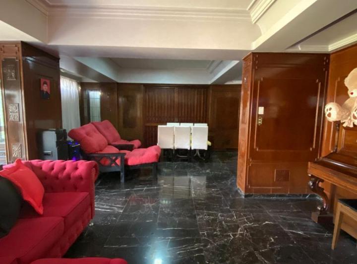 Departamento · 240m² · 5 Ambientes