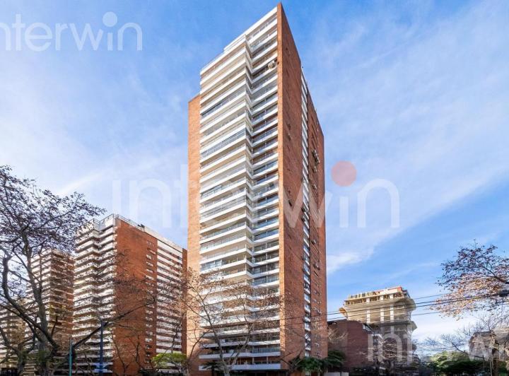 Departamento · 300m² · 4 Ambientes · 2 Cocheras