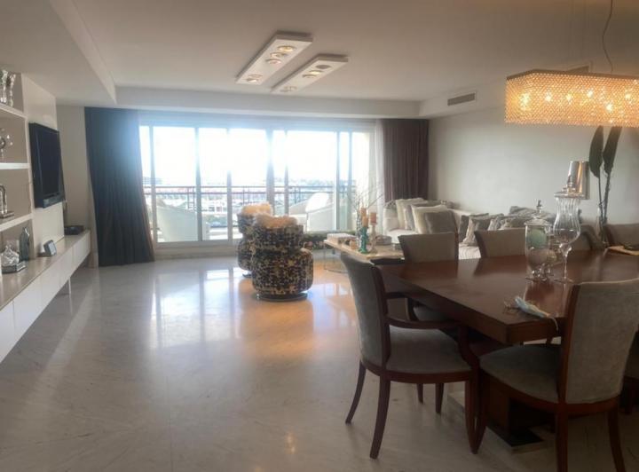 Departamento · 225m² · 4 Ambientes · 2 Cocheras