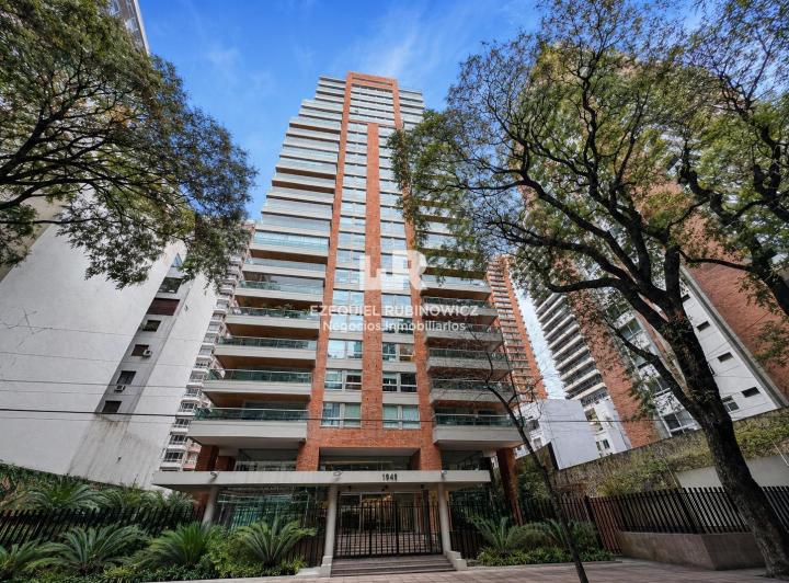 Departamento · 144m² · 4 Ambientes · 2 Cocheras