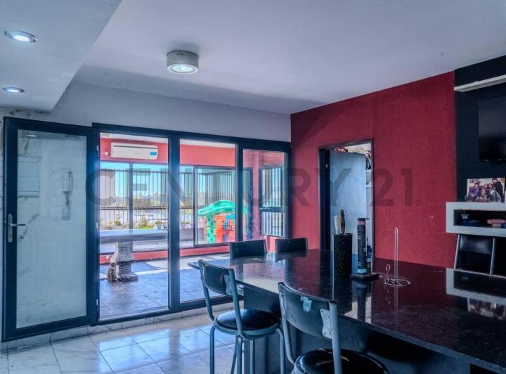 Departamento · 102m² · 4 Ambientes