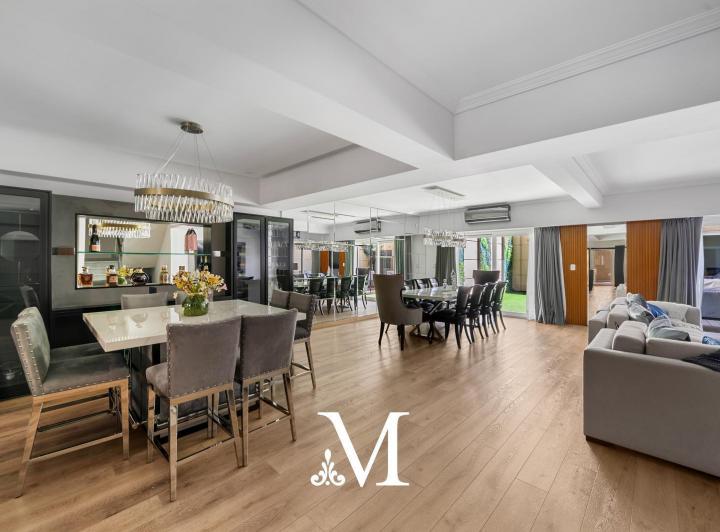 Departamento · 370m² · 5 Ambientes · 4 Cocheras