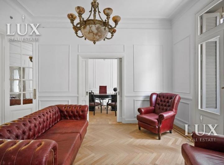 Departamento · 180m² · 7 Ambientes