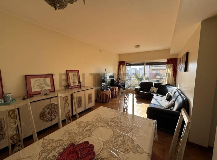 Departamento · 77m² · 4 Ambientes