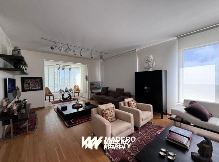 Departamento · 230m² · 4 Ambientes · 2 Cocheras