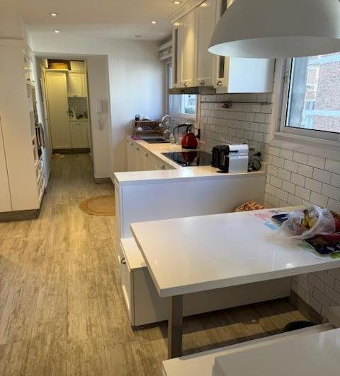 Departamento · 140m² · 4 Ambientes · 1 Cochera