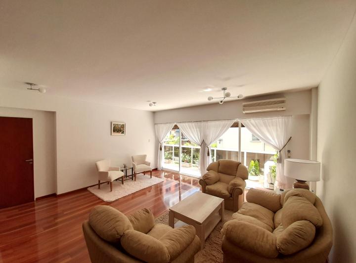 Departamento · 121m² · 4 Ambientes · 1 Cochera