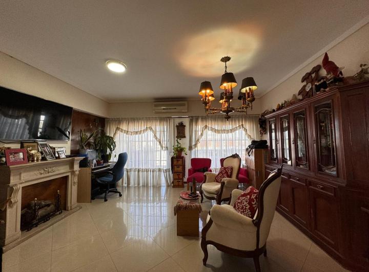 Departamento · 75m² · 4 Ambientes
