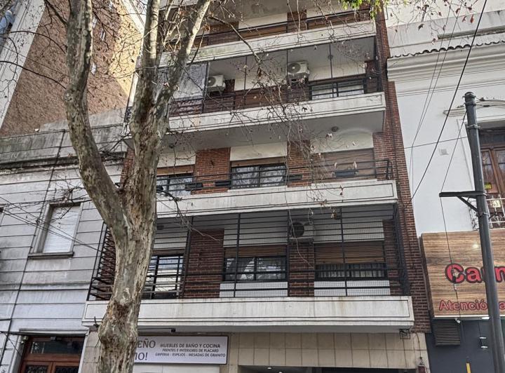 Departamento · 68m² · 4 Ambientes · 1 Cochera