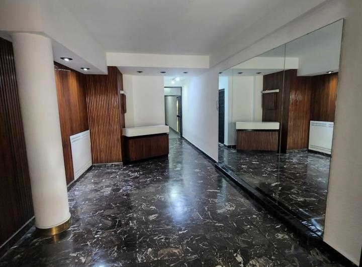 Departamento · 85m² · 4 Ambientes