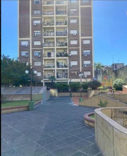 Departamento · 76m² · 4 Ambientes · 1 Cochera