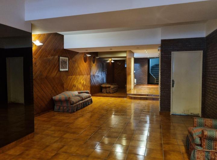 Departamento · 180m² · 4 Ambientes · 2 Cocheras