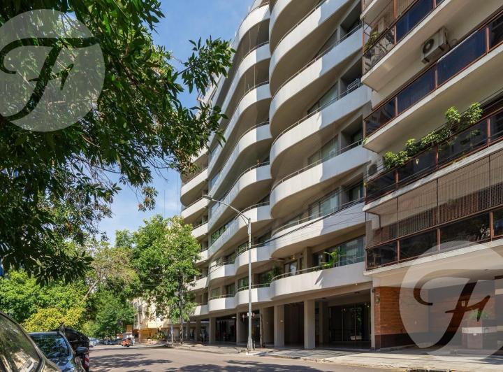 Departamento · 142m² · 4 Ambientes · 1 Cochera