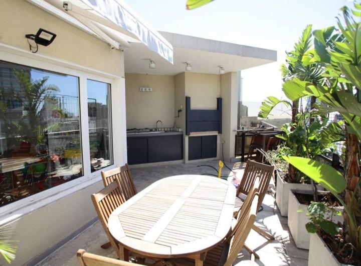 Departamento · 216m² · 4 Ambientes · 2 Cocheras