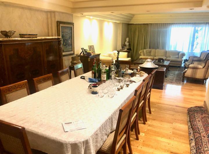 Departamento · 180m² · 5 Ambientes · 1 Cochera