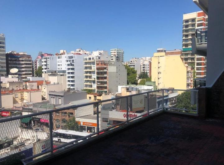 Departamento · 80m² · 4 Ambientes · 1 Cochera