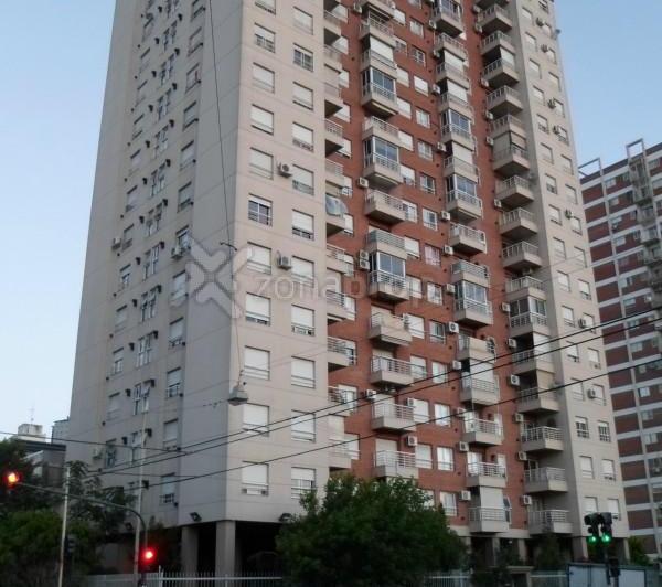 Departamento · 72m² · 4 Ambientes · 1 Cochera